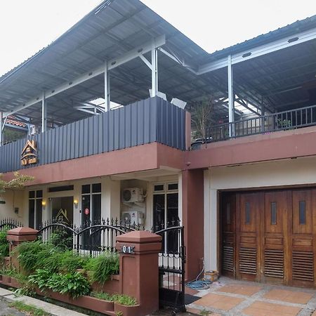 Koolkost Near Stadion Maguwoharjo Salakan Екстериор снимка