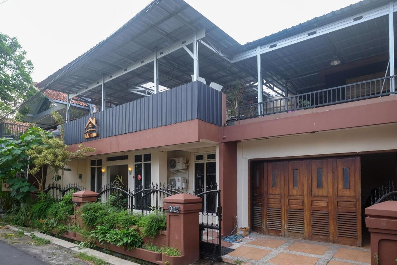 Koolkost Near Stadion Maguwoharjo Salakan Екстериор снимка