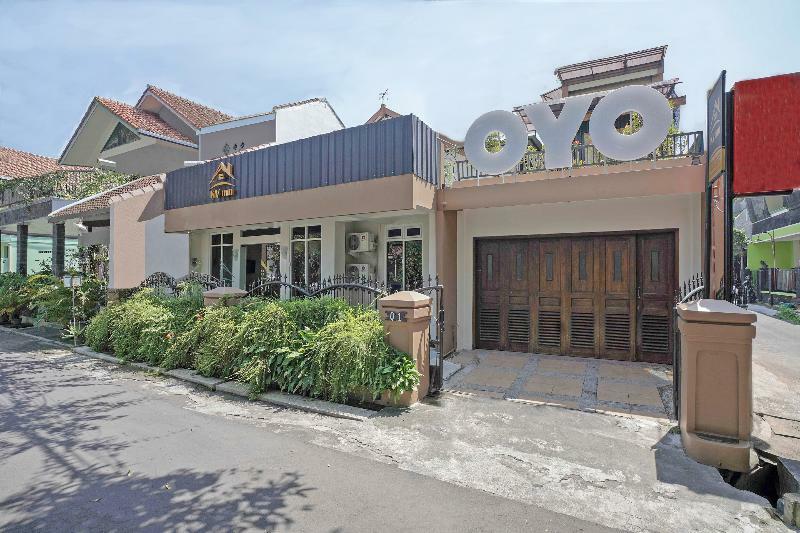 Koolkost Near Stadion Maguwoharjo Salakan Екстериор снимка